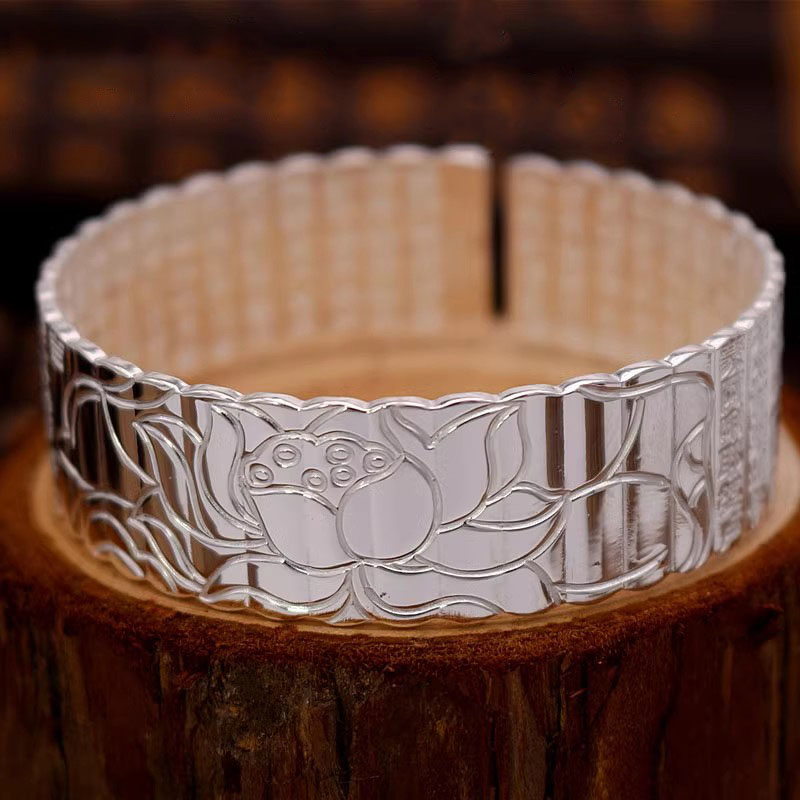 luster lotus flower bracelet f - مراجعة Wedding Sutra وسعره