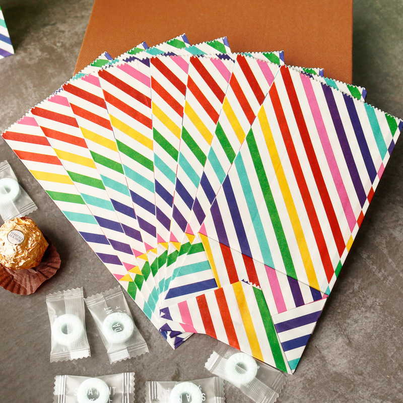 Small Paper Bags Rainbow Print - مراجعة Wedding Event Supply وسعره
