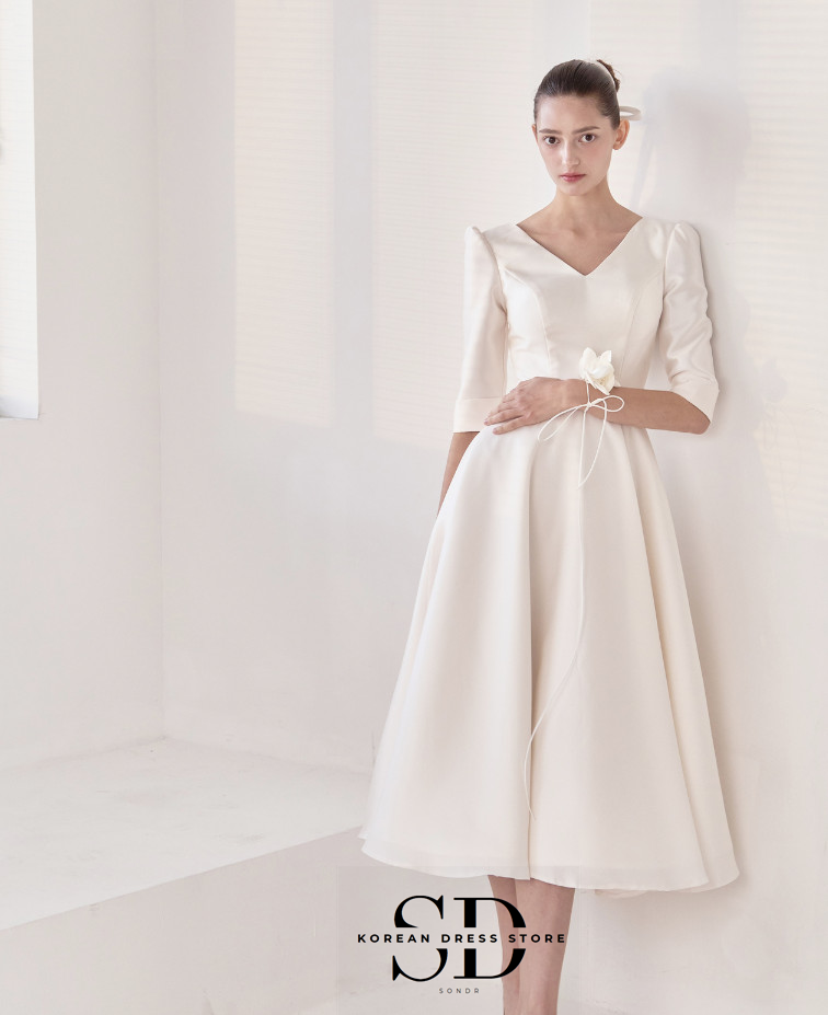 Sondr V-Neck Satin Half Sleeve - مراجعة Wedding Qq وسعره